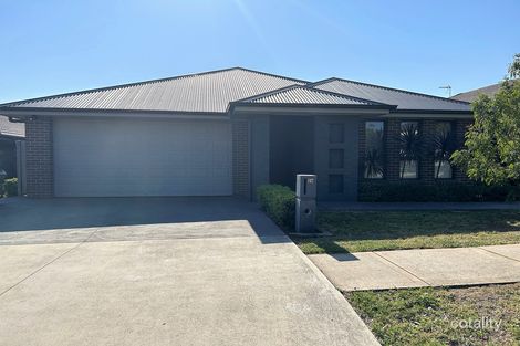 Property photo of 24 Nicholson Parade Spring Farm NSW 2570