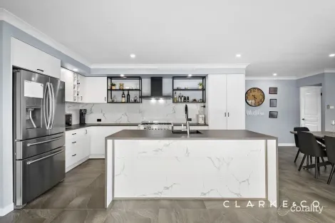 Property photo of 4 Tallowwood Way Thornton NSW 2322