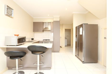 Property photo of 11/3 Nerissa Grove Oak Park VIC 3046