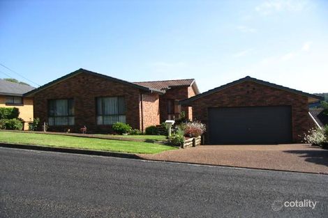 57 Grove Rd, Wamberal, NSW 2260