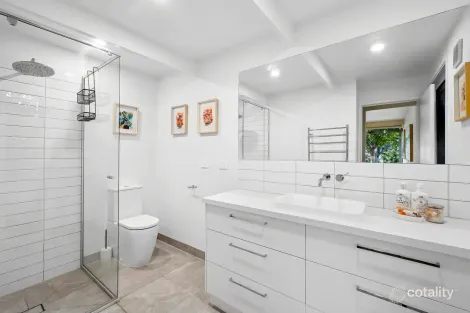 Property photo of 14 Willowfield Court Highton VIC 3216