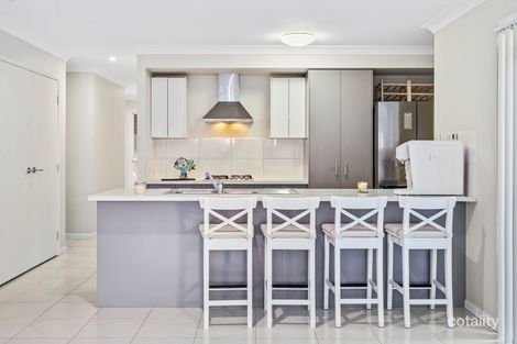 Property photo of 2/13 Hampshire Crescent Alexandra Hills QLD 4161