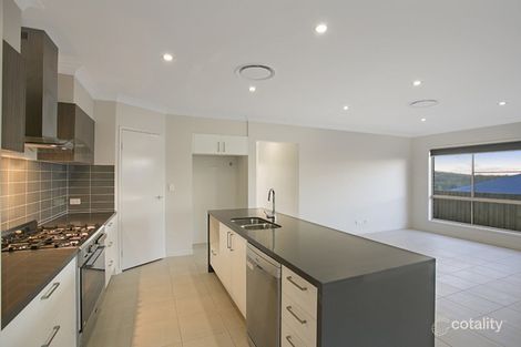 Property photo of 4 Sherwood Street Mount Lofty QLD 4350