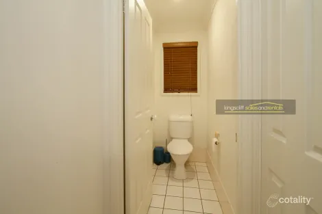 Property photo of 40 John Robb Way Cudgen NSW 2487