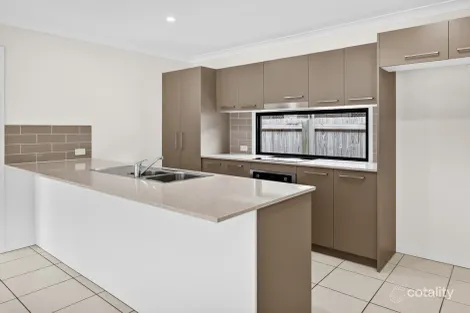 Property photo of 9 Village Boulevard Pimpama QLD 4209