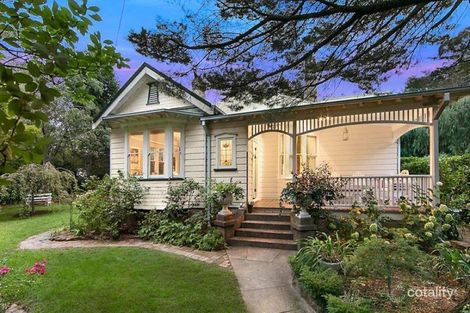 147-149 Falls Rd, Wentworth Falls, NSW 2782