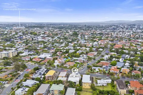 Property photo of 2/298 Cavendish Road Coorparoo QLD 4151