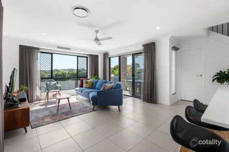Property photo of 7A Marty Street Wynnum West QLD 4178