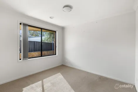 Property photo of 18 Tanner Mews Point Cook VIC 3030