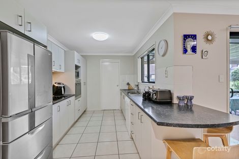 Property photo of 37 Robertson Drive Burnside QLD 4560