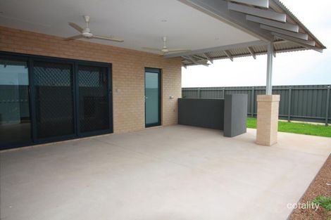 26 Garlirri Cres, Baynton, WA 6714