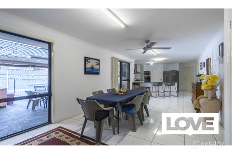 Property photo of 18 Billabong Drive Cameron Park NSW 2285
