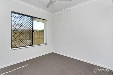 Property photo of 8 Fossilbrook Bend Trinity Park QLD 4879