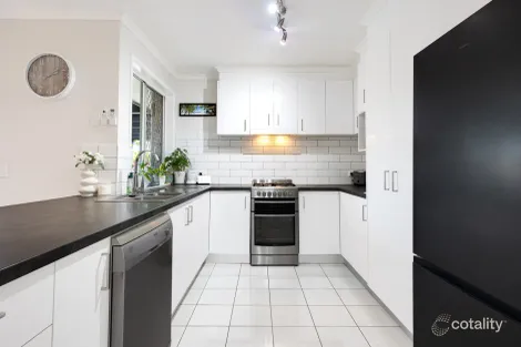 Property photo of 18 Mona Court Bli Bli QLD 4560