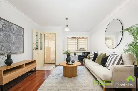2/9 Blaxland Ave, Penrith, NSW 2750