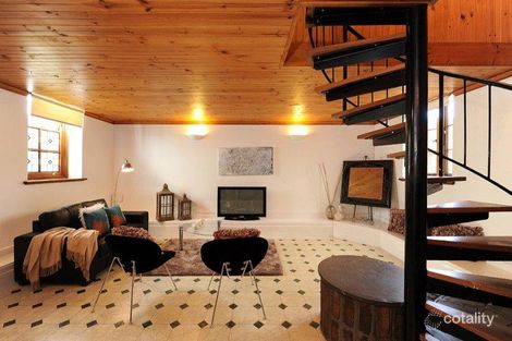 Property photo of 8 Queens Court Adelaide SA 5000