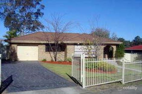 Property photo of 5 Amiens Close Bossley Park NSW 2176