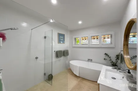 Property photo of 19 Leanne Street Macleay Island QLD 4184