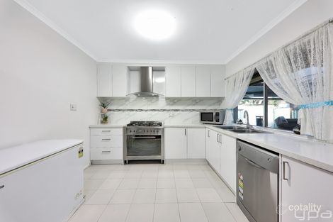 Property photo of 14 Girgarre Street Broadmeadows VIC 3047