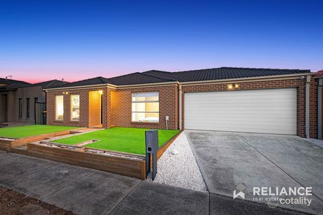 Property photo of 4 Gillian Place Point Cook VIC 3030