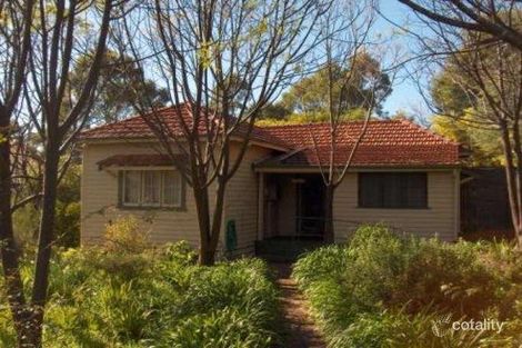 8 Nichol St, Mundaring, WA 6073