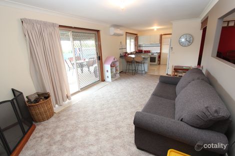 Property photo of 8 Finley Close Windradyne NSW 2795