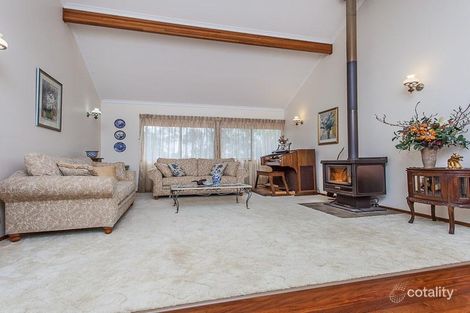 Property photo of 10 Pinecone Court Bunya QLD 4055