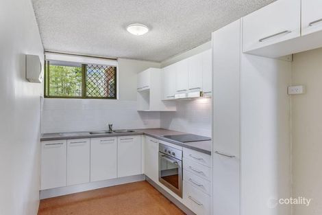 Property photo of 2/28 Kent Street Hamilton QLD 4007