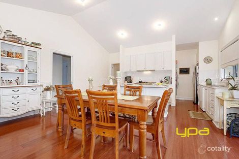 Property photo of 20 Callaway Lane Hillside VIC 3037