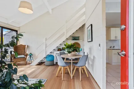 Property photo of 2/16 Weemala Court Mount Nelson TAS 7007