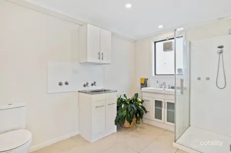 Property photo of 2/16 Weemala Court Mount Nelson TAS 7007