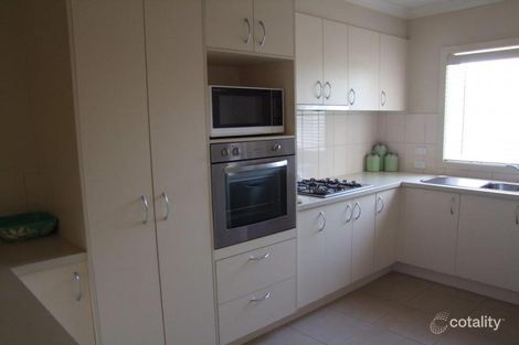 Property photo of 18 Brighton Court Wendouree VIC 3355