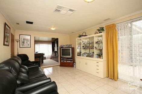 Property photo of 16 Norval Crescent Coolaroo VIC 3048