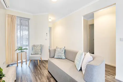 Property photo of 21 Cirai Crescent Cranbourne West VIC 3977
