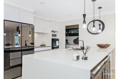 Property photo of 8 Ridgewood Street Burnside QLD 4560