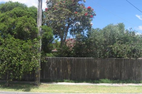 49 Rhodes Pde, Oak Park, VIC 3046