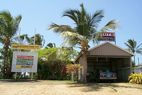 Property photo of 45 Wattle Grove Cooee Bay QLD 4703
