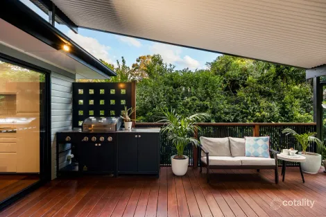 Property photo of 4 Georganne The Gap QLD 4061