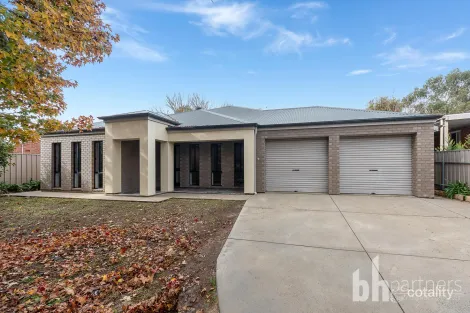 Property photo of 30 Randell Terrace Gumeracha SA 5233