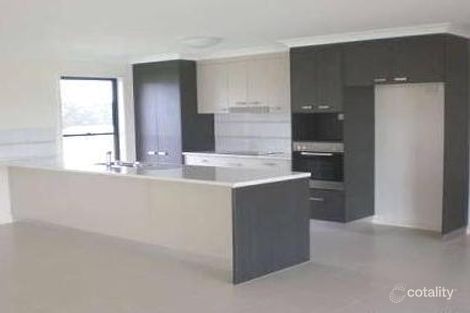 Property photo of 42 Lorikeet Circuit Kingaroy QLD 4610