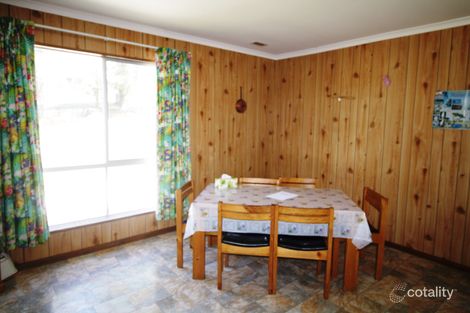 Property photo of 16 Valley Fair Rise Macs Cove VIC 3723
