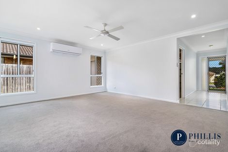 Property photo of 11 McLachlan Circuit Willow Vale QLD 4209