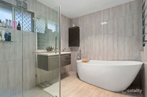 Property photo of 5 Olbern Crescent Yamanto QLD 4305