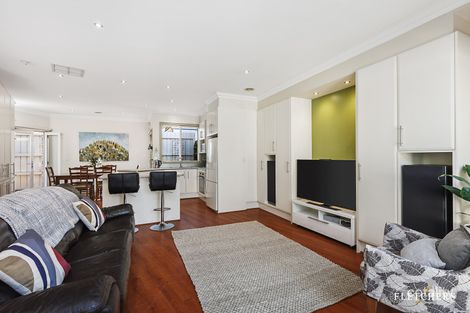 Property photo of 2/5 Carmichael Court Glen Waverley VIC 3150