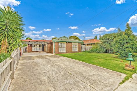 Property photo of 24 Cochrane Street Cranbourne VIC 3977