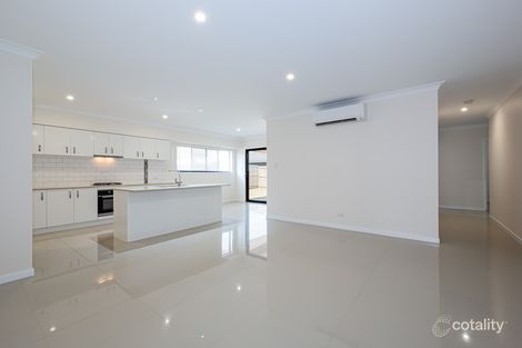 Property photo of 14 Grasstree Place Ningi QLD 4511