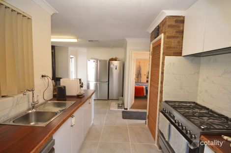 Property photo of 10 Monkton Way Warnbro WA 6169