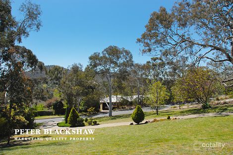 Property photo of 8 Holmes Crescent Campbell ACT 2612