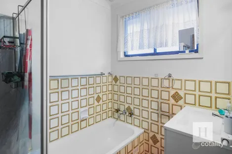 Property photo of 137 Emu Drive San Remo NSW 2262