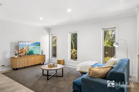 Property photo of 2/60A Honeysuckle Street Ironbark VIC 3550